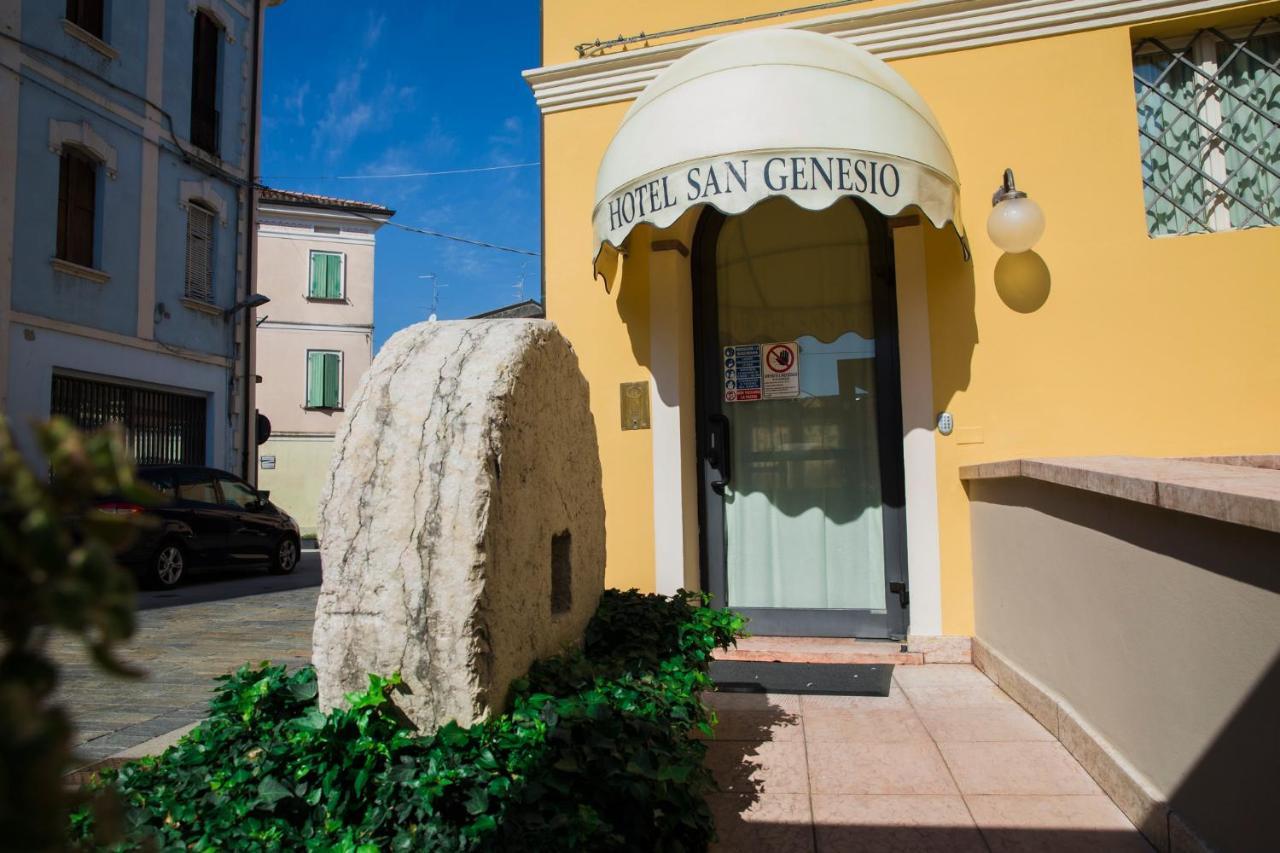 Hotel San Genesio Fabbrico Exterior foto